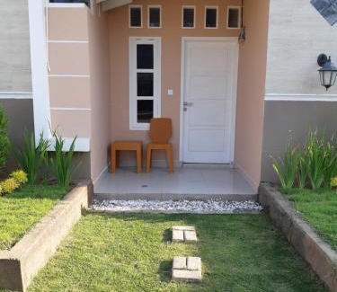 Sumbawa Besar House | Bis homestay
