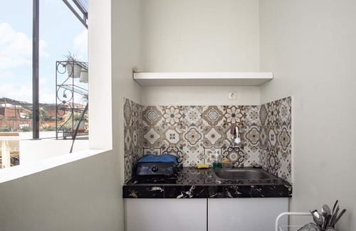 Pogung Lor Villa | Bisma Balcony Homestay