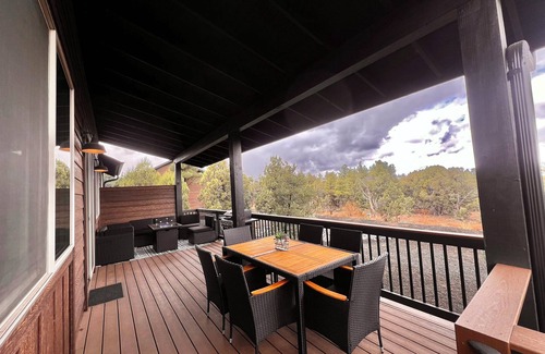 Show Low House | Bison Haven Cabin-Your Home Away from Home