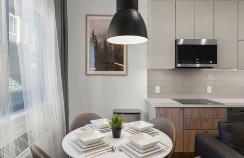 Gardiner Apartment | Bison Meadow Lodge #3