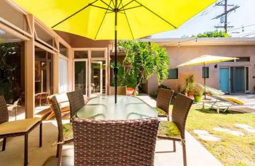 Bixby Knolls House | Bixby Beauty 50s Mod Long Beach
