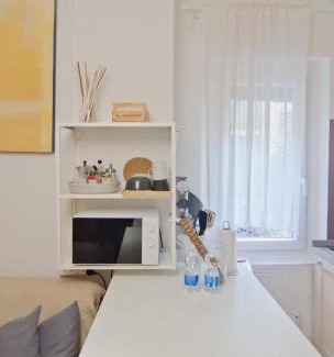 Oltretorrente Apartment | Bixio 81