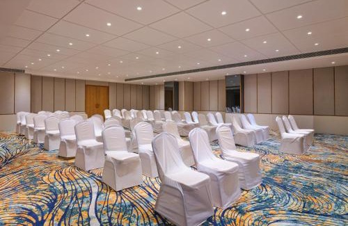 Ahmedabad Hotel | Biznotel By Pride Motera