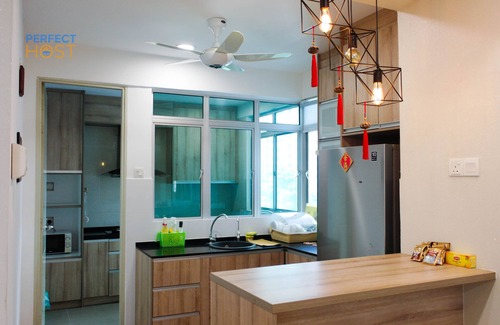Kuala Lumpur Condo | BJ #8 Spacious 3BR Design with wifi close to LRT