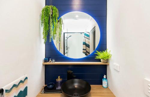 Forster Apartment | BJ Mick's Lakefront Apartment