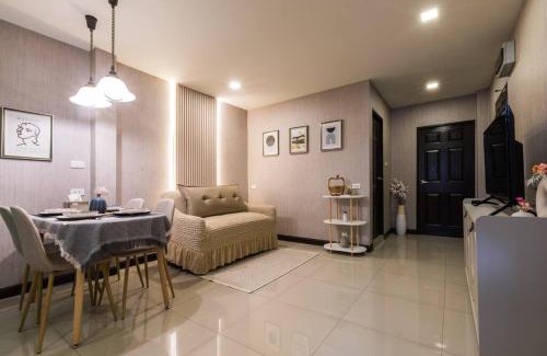Phra Khanong Nuea Apartment | BKK Sukumvit71 1 Bed 2 Bath 1 Living 1 Kitchen