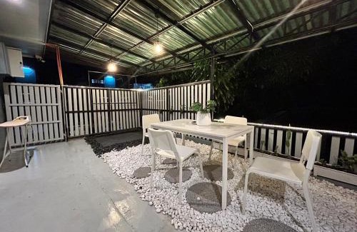 Racha Thewa Apartment | Bkk39 Airport hotel