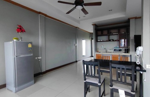 Racha Thewa Hotel | Bkk39 Airport hotel