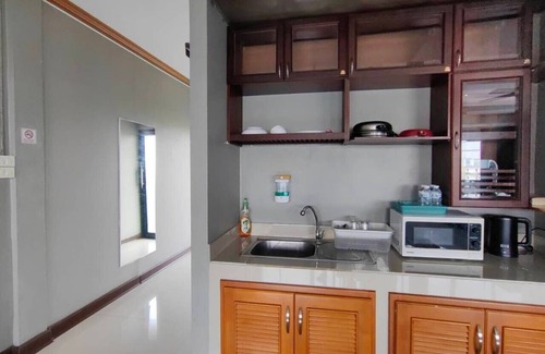 Racha Thewa Hotel | Bkk39 Airport hotel