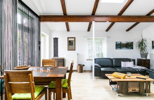 Bachenbrock Apartment | Blütenzauber Apartment No 9