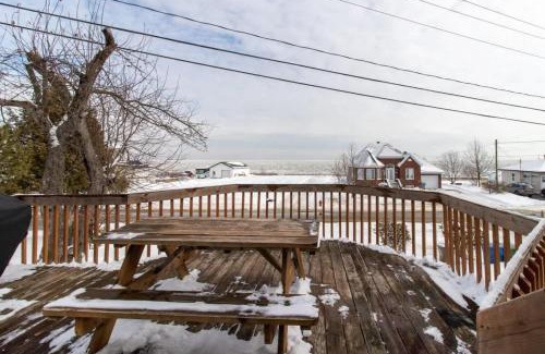 Petite-Riviere-Saint-Francois Ski Chalet | Blanche du Cap A stone's throw from Le Massif in Charlevoix