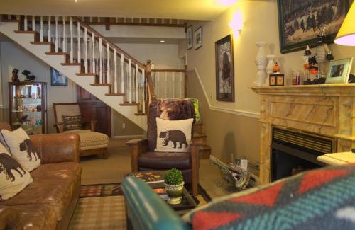 Ouray Bed & Breakfast | Black Bear Manor