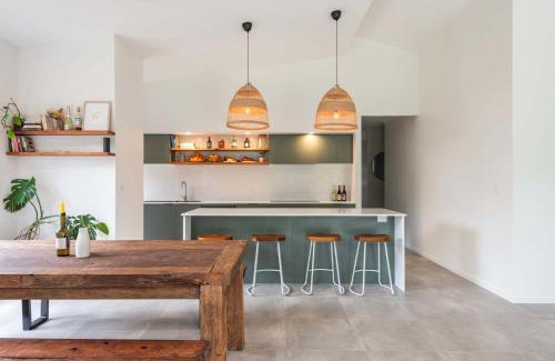Wooloweyah House | Black Cockatoo - Oceanstays - Pet Friendly
