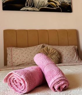 Drama Apartment | Black Flox AparTment