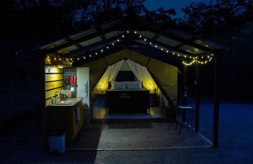 Mid America RV Rental | Black Fox Den: A Woodland Glamp - Dog Friendly