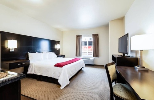 Stanley Hotel | Black Gold Suites Stanley