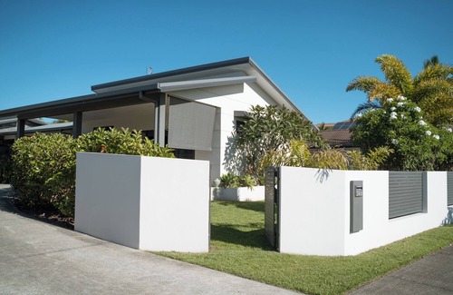 Pottsville Cottage | Black Rocks 2BR Beachside Granny Flat by uHoliday