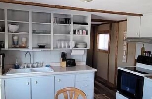 Bagley House | Black Sheep Lodge:Cozy & Casual-Dog Friendly