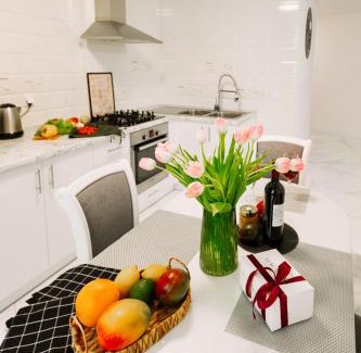 Ternopil Apartment | Black&White Нова стильна квартира на Київській