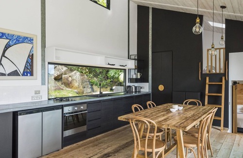 Palm Beach House | BLACK ZINC by Palm Beach Holiday Rentals
