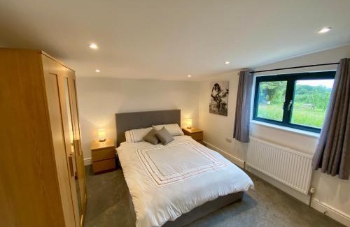 Sutton Valence House | Blackberry Cottage