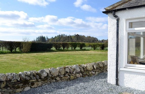 Gatehouse-of-Fleet Cottage | Blackloch - a house that sleeps 6 guests in 3 bedrooms