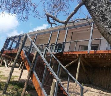 Gueima Hotel | Blackstone Sands Resort Bilene