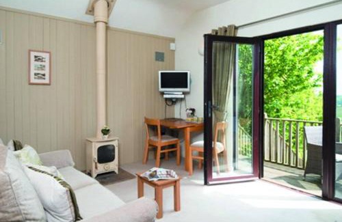 Winchelsea Apartment | Blackthorn is a luxurious, rural retreat for two.
