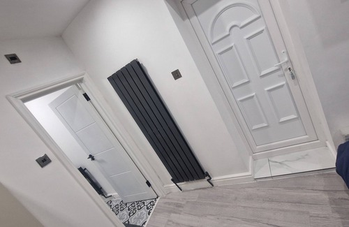 South Hornchurch House | Blake Rainham Homestay
