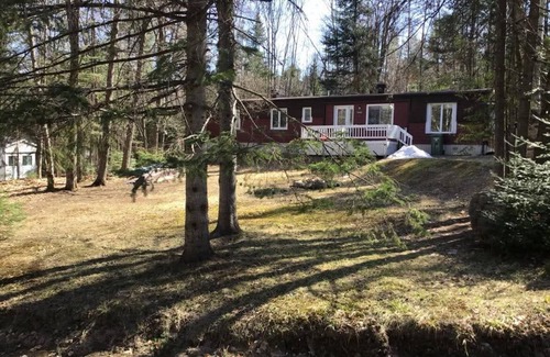 Saint-Faustin-Lac-Carre House | Blanche, at the foot of Mont Blanc in the Laurentians