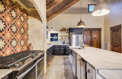 Blanco House | Blanco River, Beautiful Valley, 6 Acres, Sleeps 11, Pool & Hot Tub.