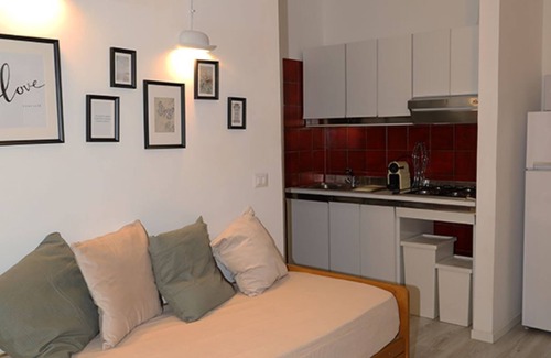 Alba Apartment | BLANCOHOUSE APARTMENT WITH POOL AND GARDEN