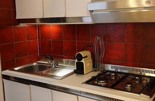 Alba Apartment | BLANCOHOUSE APARTMENT WITH POOL AND GARDEN