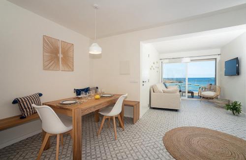 Colonia Sant Jordi Apartment | BLAU Apartamento en Cala Galiota con vistas al mar