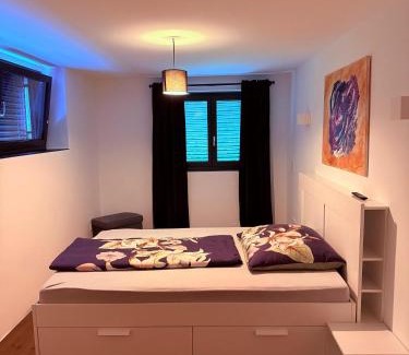 Hard Apartment | Blaue Lagune-Ferien mit Stil