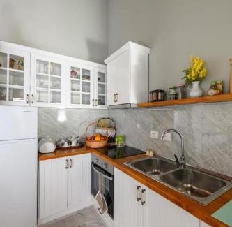 Rade Hotel | Blerina's Agritourism Concept