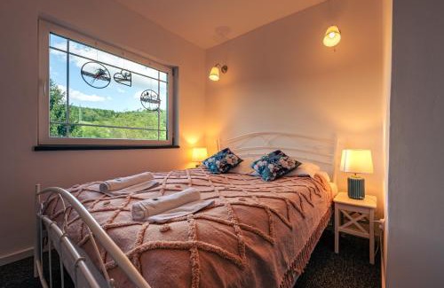 Czarna House | Blisko i nad Soline i w góry!