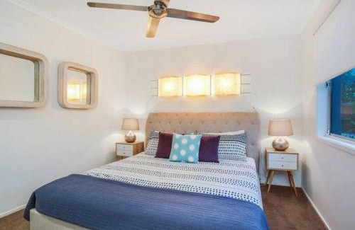 Broadbeach Waters House | Bliss At The Bungalow