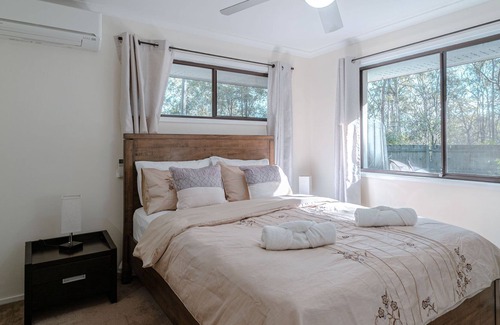 Willow Vale House | Bliss In The Treetops