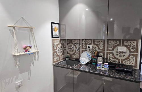 Chandigarh Apartment | Bliss Stay-bedroom apartment with AC, WiFi in fantastic Zirakpur
