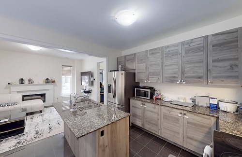 Caledon House | Blissful & Spacious 4-Bedroom Retreat:Perfect for Family Getaways & Group Stays!