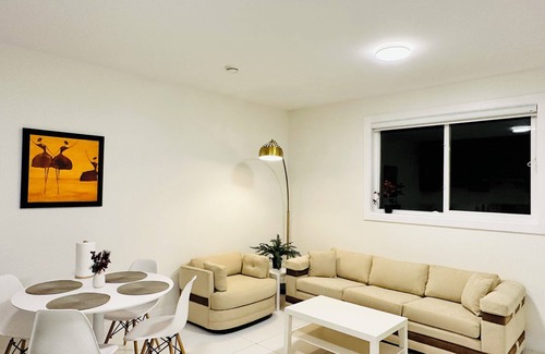 Fleetwood House | Blissful stay in Surrey suite 1