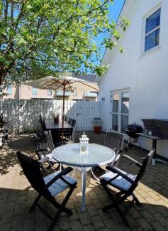 Blokhus House | Blokhus-Hune/hus 148m², 12-pers. m/privat Gårdhave