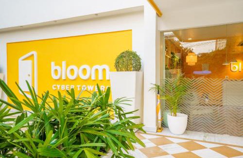 HITEC City Hotel | Bloom Hotel - Cyber Towers