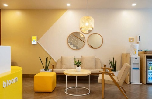 JP Nagar Hotel | Bloom Hotel - Jayanagar
