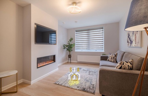 Central Aberdeen Apartment | Bloomfield Residence - SJA Stays - Luxury 2 Bed