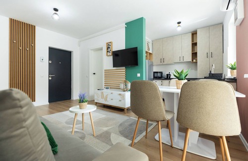Baia Mare Apartment | Blooming Studio