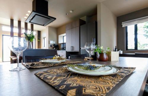 Higashikawa House | Blooming Villa Higashikawa - Vacation STAY 04416v
