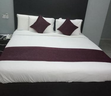 Port Harcourt Cabin | Blooms Spot Hotel - Self Service Apartment