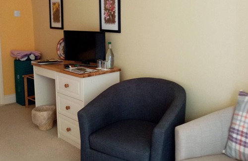 Killaloe Bed & Breakfast | Blossom Hill Bed and Breakfast